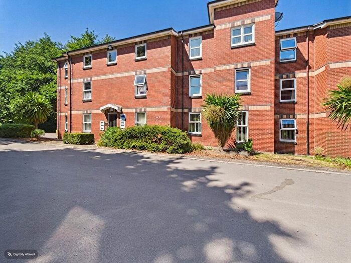 1 Bedroom Flat For Sale In Skinner Lane, Pontefract, WF8