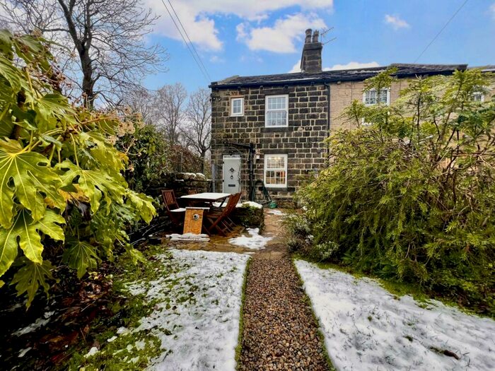 1 Bedroom End Of Terrace House To Rent In New Adel Lane, Leeds, West Yorkshire, LS16