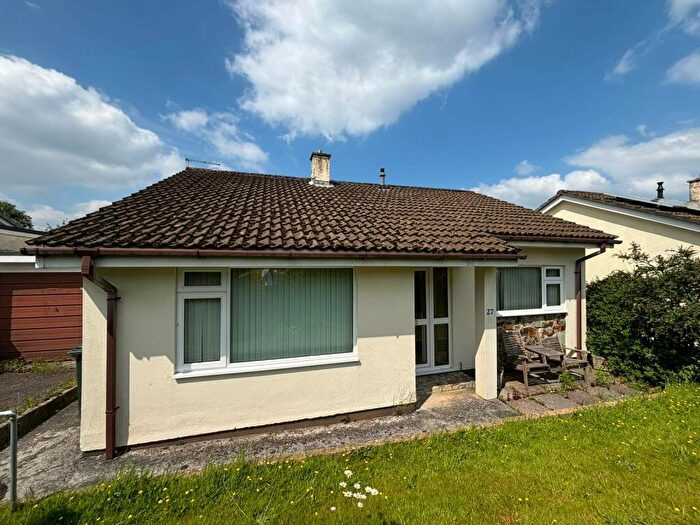 3 Bedroom Detached Bungalow To Rent In St Austell, PL25