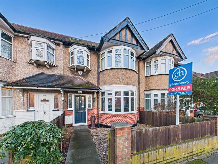 5 Bedroom Terraced House For Sale In Victoria Road, Ruislip, HA4