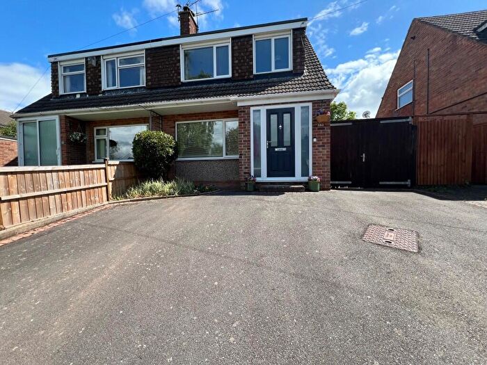 3 Bedroom Semi-Detached House For Sale In Buttermere Drive, Derby, Derby City, DE22