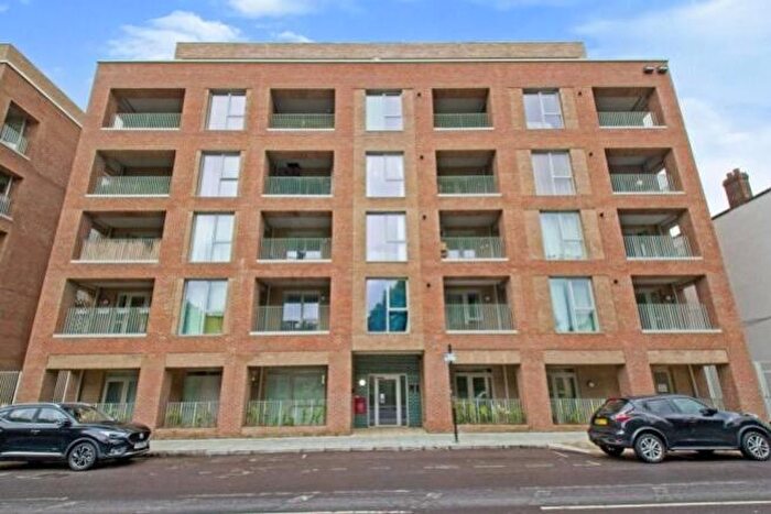 1 Bedroom Flat For Sale In Kennard Apartments, Artillery Place, Woolwich, London, SE18