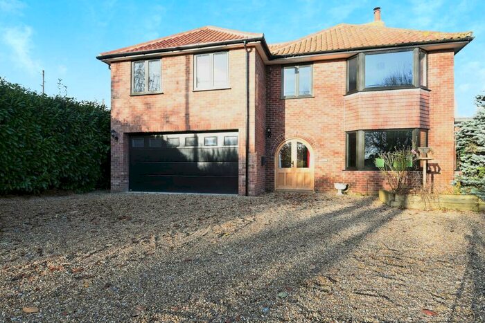 5 Bedroom Detached House For Sale In Mill Road, Hempnall, Norwich, NR15