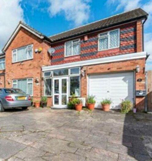 3 Bedroom House To Rent In Kenton, , Northwick Avenue, HA3