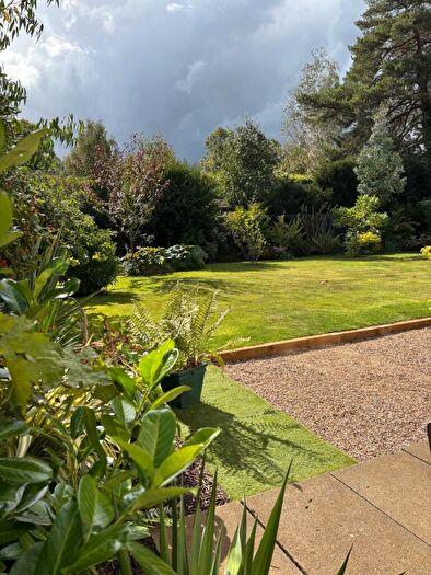 6 Bedroom Detached House For Sale In Oakham, LE15