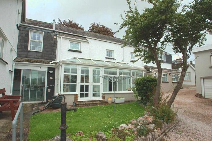 2 Bedroom Flat To Rent In Gara Lodge, Rosehill Kingskerswell, TQ12