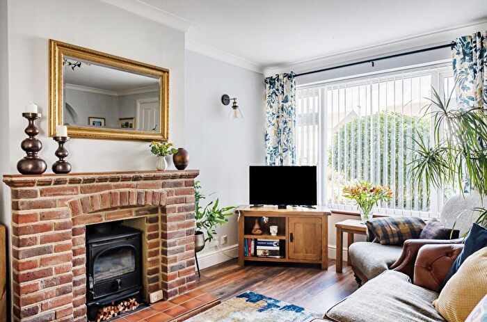 3 Bedroom Semi-Detached House For Sale In Whistler Road, Tonbridge, TN10