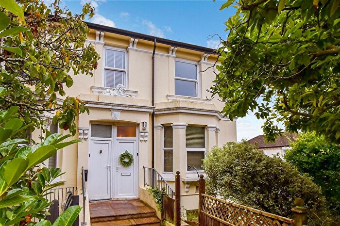 1 Bedroom Flat For Sale In Upper Lewes Road, Brighton, East Sussex, BN2
