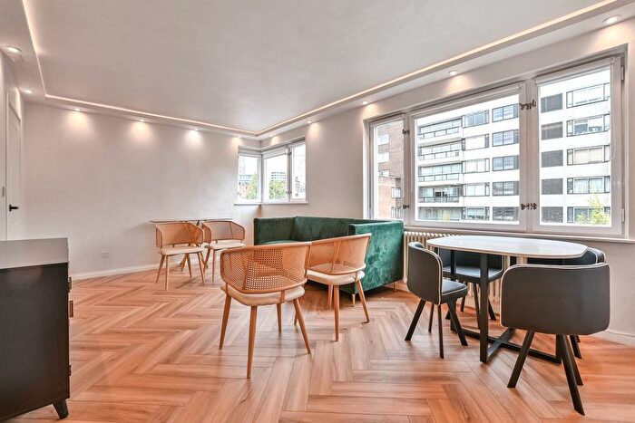 1 Bedroom Flat To Rent In Southwick Street, Paddington, London, W2