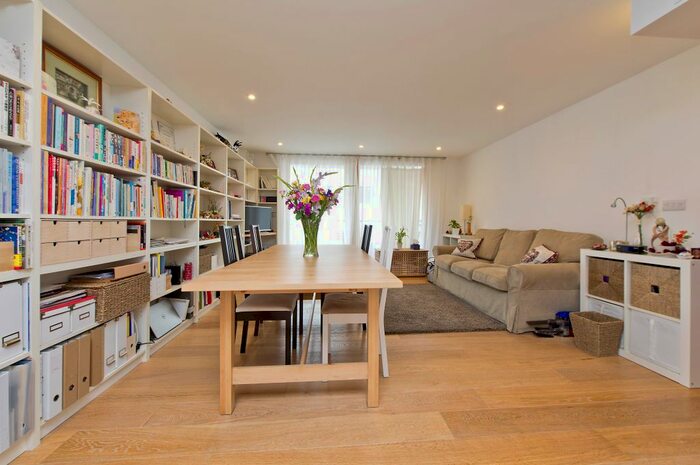 1 Bedroom Flat To Rent In Latimer Road, North Kensington, London, W10