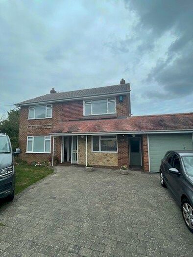 4 Bedroom Detached House To Rent In Tyler Hill Road, Blean, Canterbury, CT2