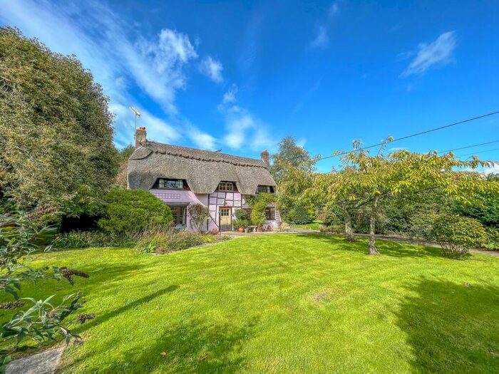 3 Bedroom Detached House For Sale In Minstead, Lyndhurst, SO43