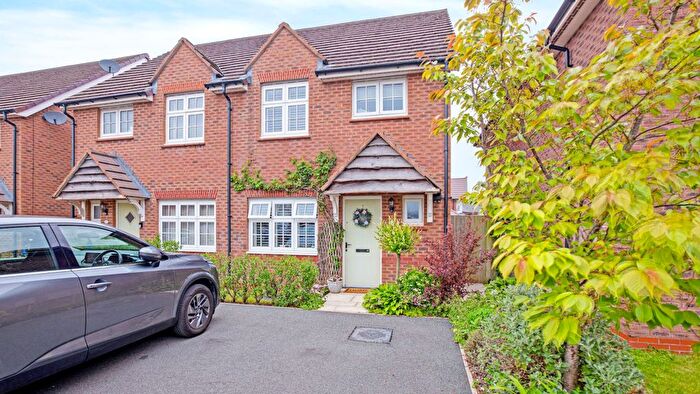 3 Bedroom Semi Detached House For Sale In Preston, Preston, PR4