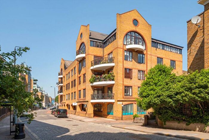 2 Bedroom Flat To Rent In Knighten Street, Wapping, E1W