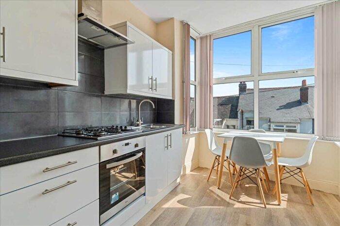 4 Bedroom Terraced House To Rent In Lipson Road, Plymouth, PL4