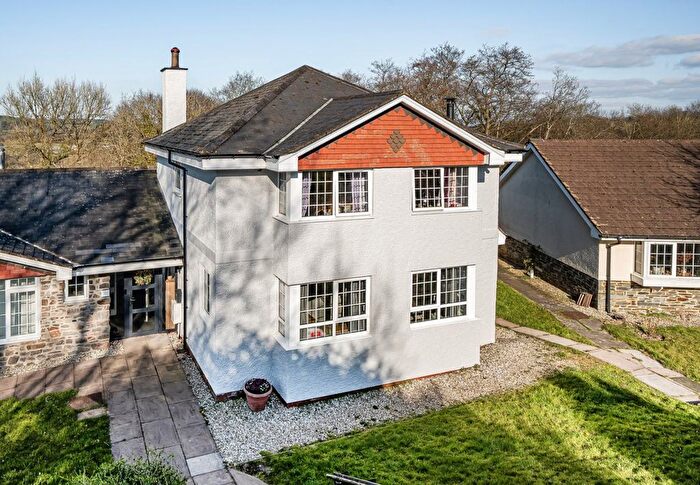 4 Bedroom Semi-Detached House For Sale In East Anstey, Tiverton, Devon, EX16