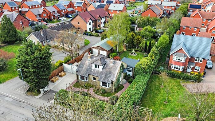 3 Bedroom Detached Bungalow For Sale In Bannold Road, Waterbeach, Cambridge, CB25