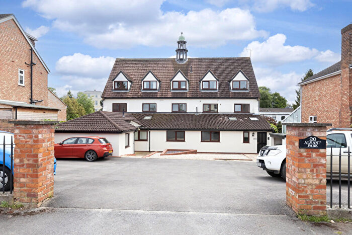 2 Bedroom Apartment To Rent In Albany Road, Cheltenham, GL50