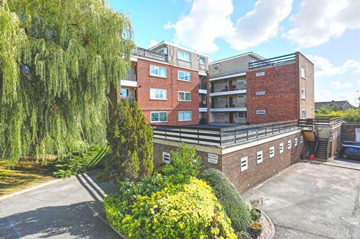 1 Bedroom Flat For Sale In Highmill, Ware, SG12
