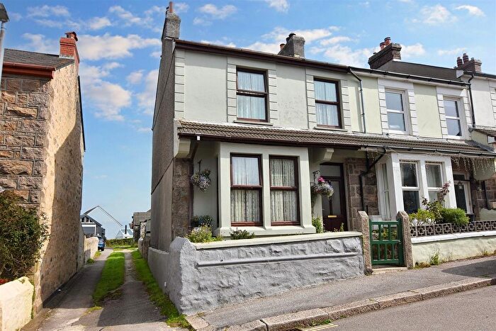 3 Bedroom End Of Terrace House For Sale In Raymond Road, Redruth, TR15
