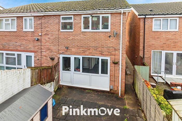 3 Bedroom Semi Detached House For Sale In Bryn Bevan, Newport, NP20