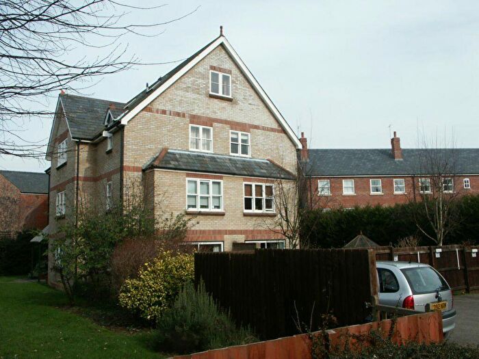 2 Bedroom Flat To Rent In Springfield Road, Bury St Edmunds, IP33