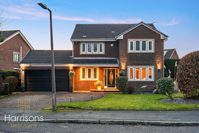 4 Bedroom Detached House For Sale In Dentdale Close, Bolton, Lancashire, BL1