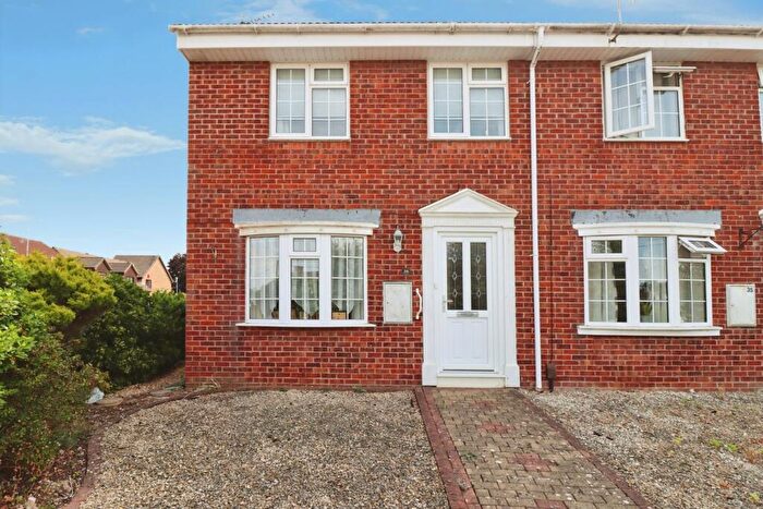 2 Bedroom End Of Terrace House For Sale In Kestrel Close, Thornbury, Bristol, BS35
