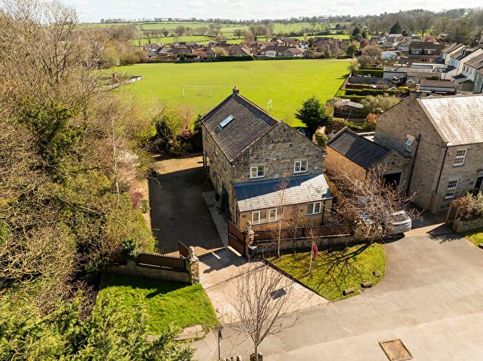 5 Bedroom Detached House For Sale In Hollins Lane, Harrogate, HG3