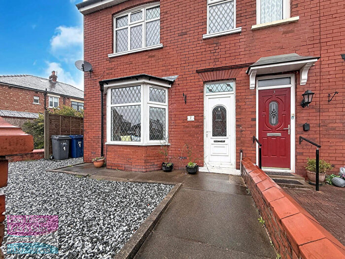 3 Bedroom End Of Terrace House For Sale In Bristol Avenue, Farington, PR25