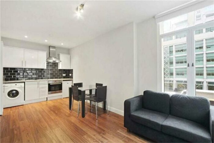 1 Bedroom Flat To Rent In Warren Court, Euston Road, London, NW1