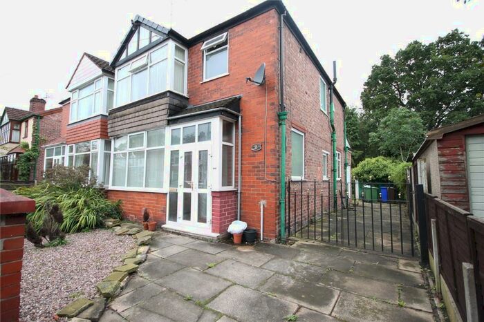 3 Bedroom Semi-Detached House To Rent In Saddlewood Avenue, Didsbury, Manchester, M19
