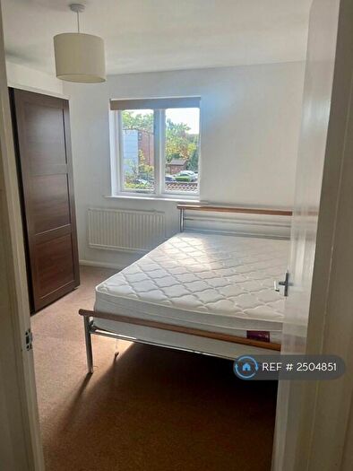 2 Bedroom Flat To Rent In John Silkin Lane, London, SE8