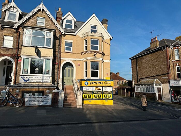 1 Bedroom Flat To Rent In High Street, Broadstairs, CT10