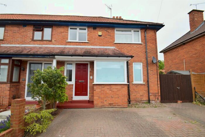 3 Bedroom Semi-Detached House To Rent In Anglefield Road, Caversham, Reading RG4