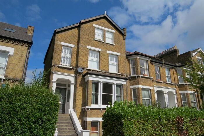 1 Bedroom Flat To Rent In Alexandra Drive, Upper Norwood, London, SE19