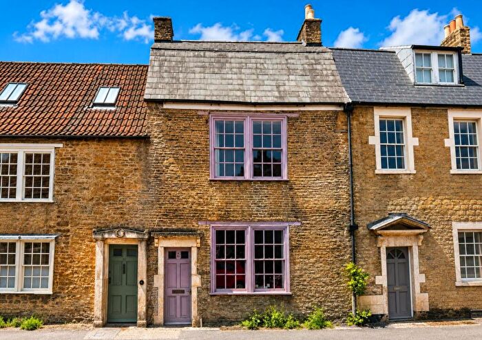 2 Bedroom House For Sale In Keyford, Frome, BA11