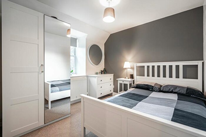 2 Bedroom Apartment For Sale In The Cross, Doune, FK16