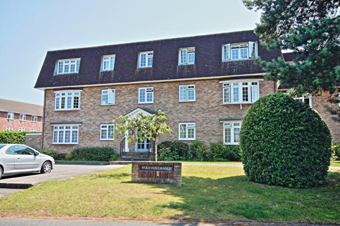 1 Bedroom Flat To Rent In Langley Walk, Woking, GU22
