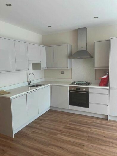 1 Bedroom Flat To Rent In Worton Road, Isleworth, TW7