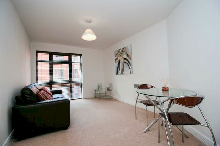 1 Bedroom Apartment To Rent In Lion Court, Warstone Lane, B18