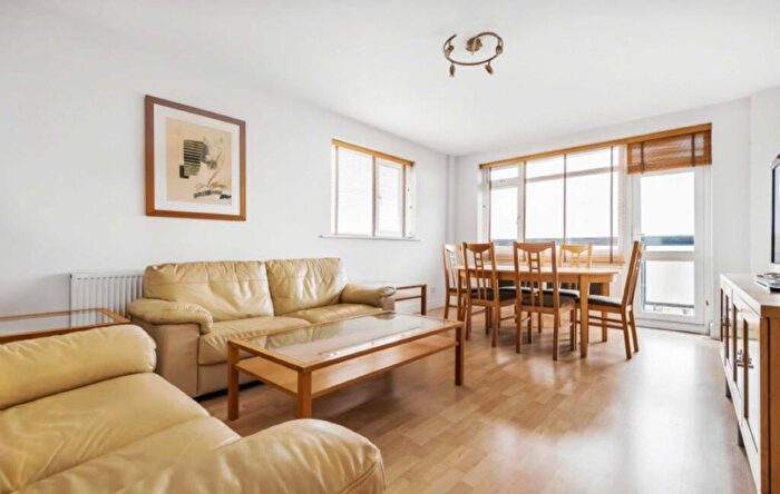 2 Bedroom Apartment To Rent In Byron Court, London, NW6