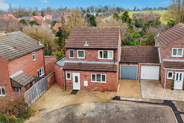 3 Bedroom Detached House For Sale In Gale Close, Hales, Norwich, NR14
