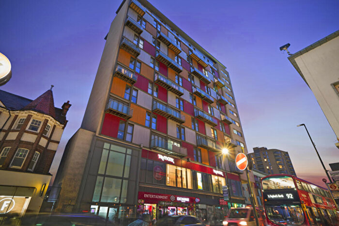 1 Bedroom Apartment For Sale In Central Apartments, High Road, Wembley, Brent, HA9