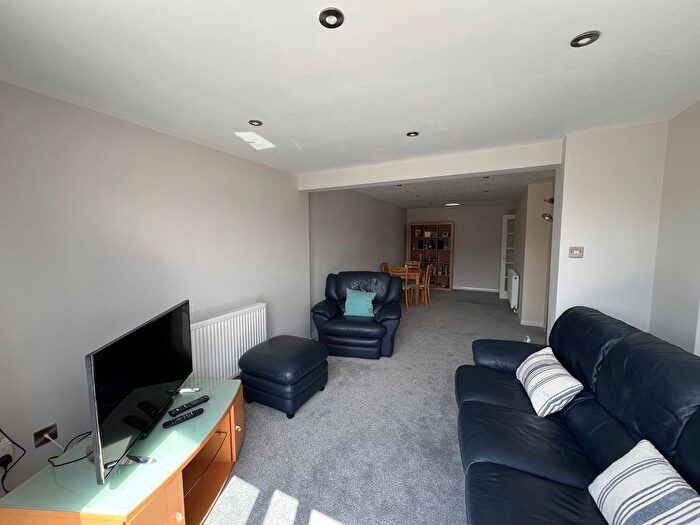 2 Bedroom Detached Bungalow For Sale In Woodpecker Drive, Weston-Super-Mare, BS22