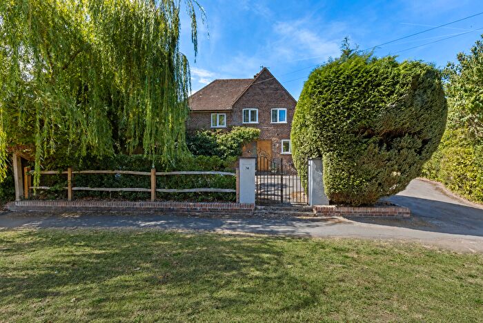 3 Bedroom Detached House For Sale In The Street, Shalford, GU4