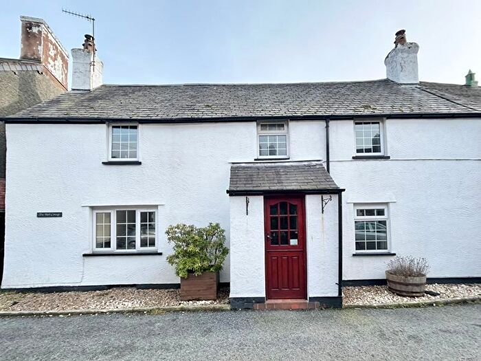4 Bedroom Cottage For Sale In Ffordd Llwyn Du, Eglwysbach, Colwyn Bay, LL28