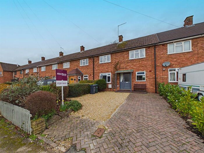 2 Bedroom Terraced House For Sale In Pound Bank Road, Barnards Green, Malvern, WR14