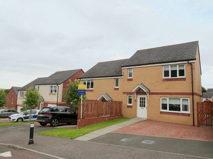 3 Bedroom Semi-Detached House To Rent In Valleyfield Crescent, Hamilton, Lanarkshire, ML3