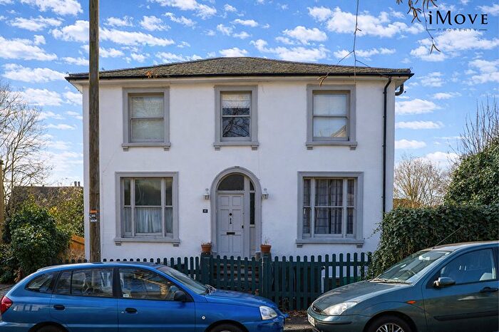 2 Bedroom Flat For Sale In South Vale, London, SE19